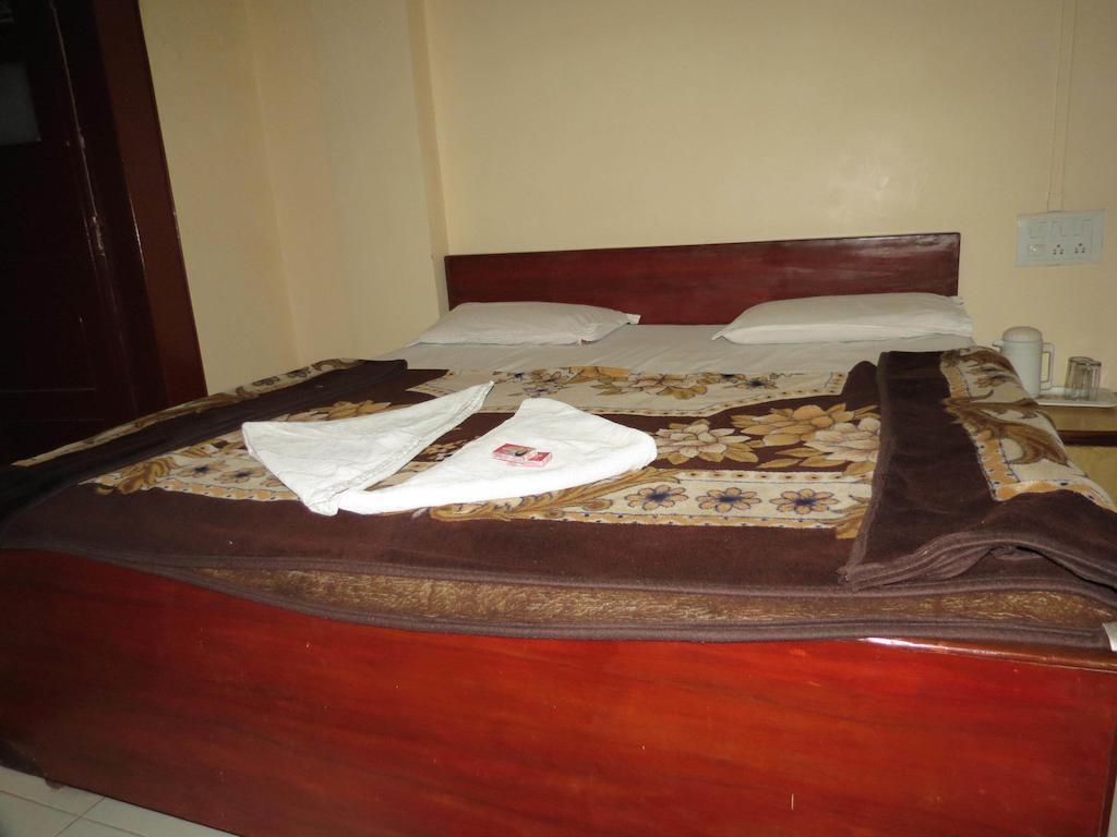 Hotel Sunny Classic Mahābaleshwar Habitación foto