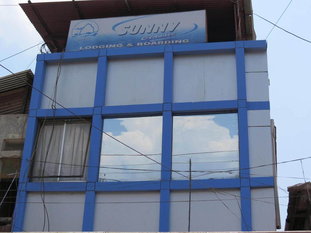 Hotel Sunny Classic Mahābaleshwar Exterior foto