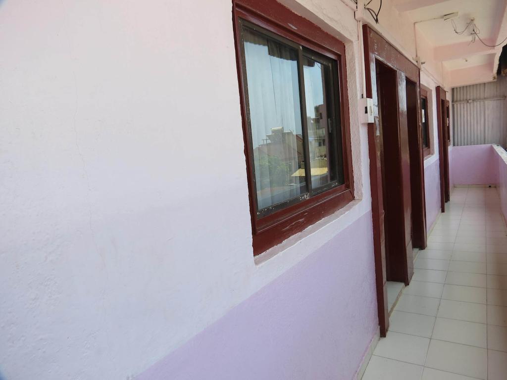Hotel Sunny Classic Mahābaleshwar Exterior foto